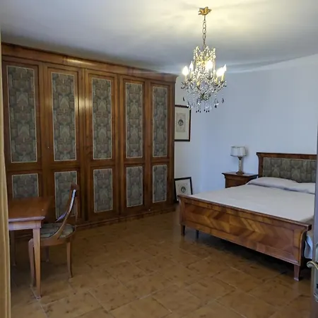 Casa Con Giardino Apartment